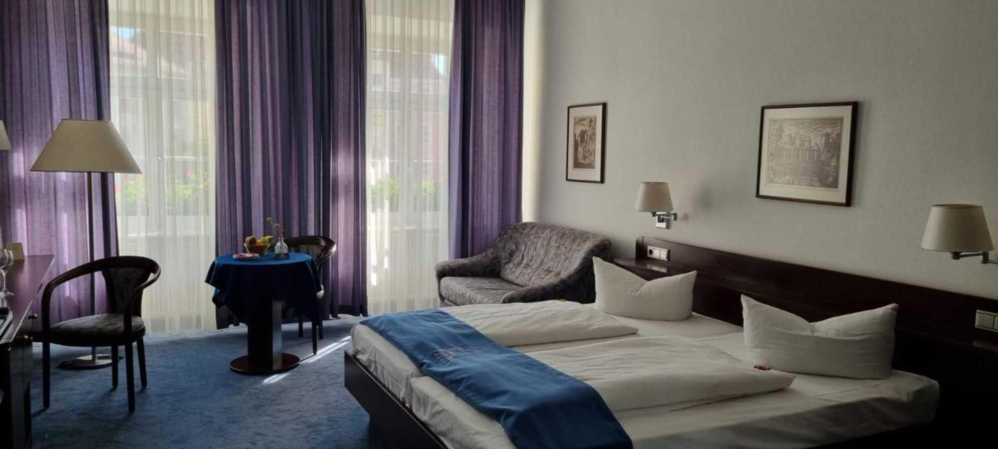 Hotel Goldener Adler เบาท์เซน ภายนอก รูปภาพ