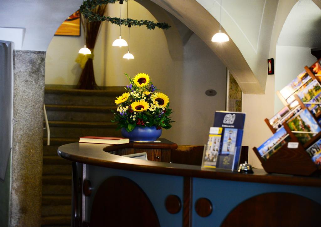 Hotel Goldener Adler เบาท์เซน ภายนอก รูปภาพ